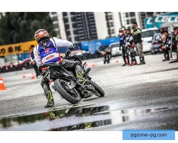 山地车大奖赛：挑战极限，尽展风采